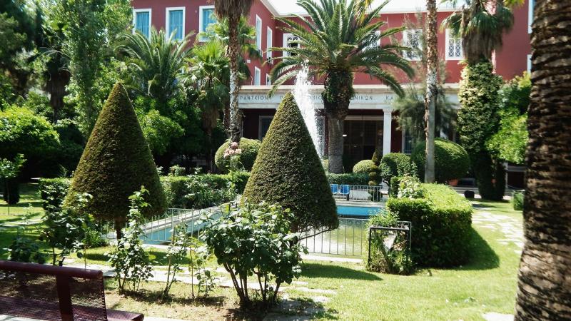 رفضًا لمشاركة إسرائيليين.. جامعة يونانية تسحب دعمها لمؤتمر لعلم الجريمة