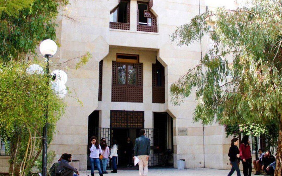 سجال حاد في المعهد العالي للفنون المسرحية بسوريا.. أساتذة يرفضون العميد الجديد ويعلنون استقالتهم