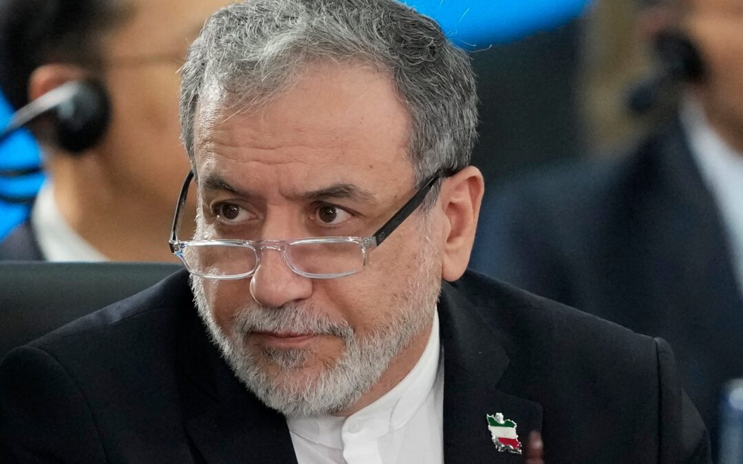 إيران تشترط للتفاوض والترويكا الأوروبية تعلن تفعيل آلية العقوبات