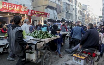 دفتر المديونية يحكي حياة السوريين اليومية