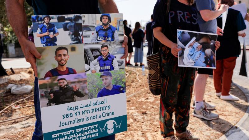 صحفيون وسط الإبادة وحرب التجويع.. شهادات للتلفزيون العربي من قلب غزة