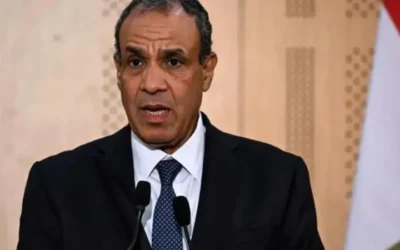 بريطانيا تغلق سفارتها في القاهرة “مؤقتاً” بعد إزالة السلطات المصرية الحواجز الأمنية من أمامها. فما القصة؟