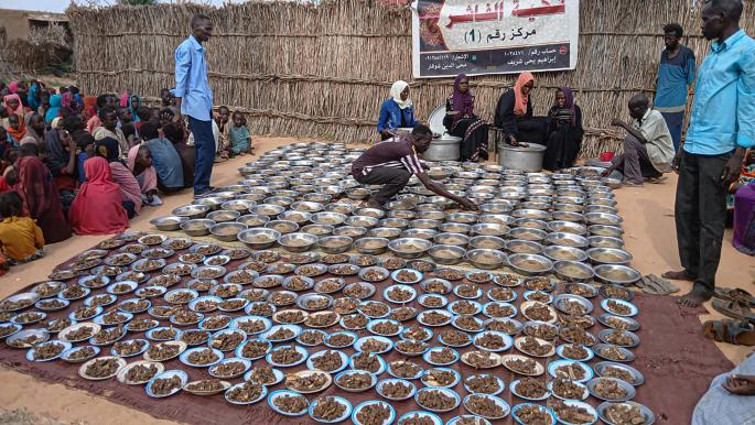 جياع كردفان ودارفور… سودانيون يأكلون الأعلاف وأوراق الشجر