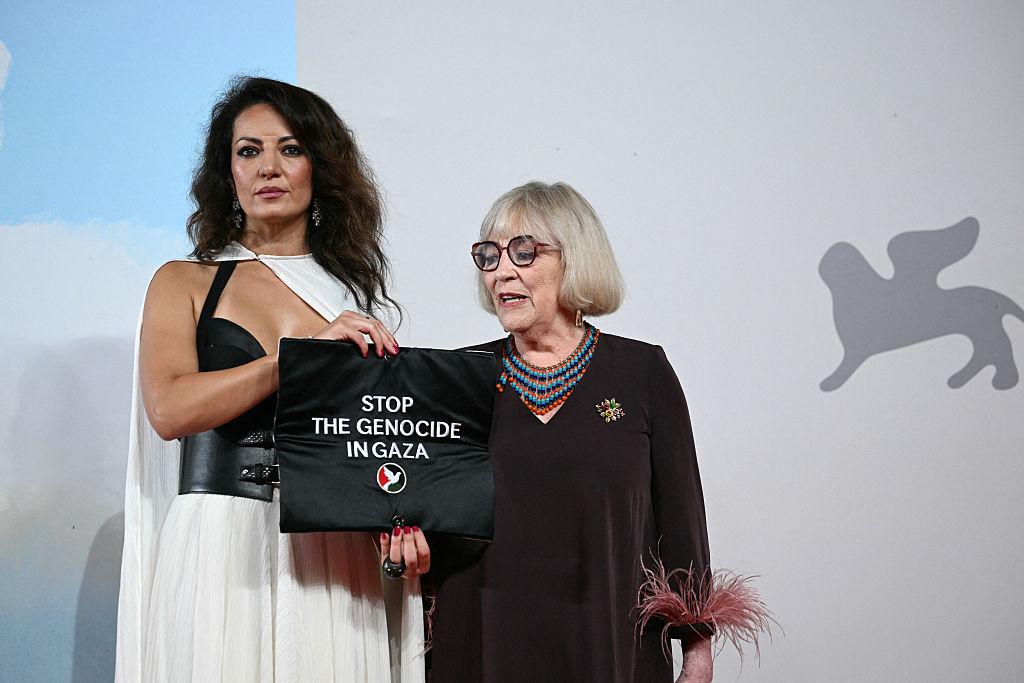المخرجة المغربية مريم التوزاني في مهرجان البندقية السينمائي-غيتي