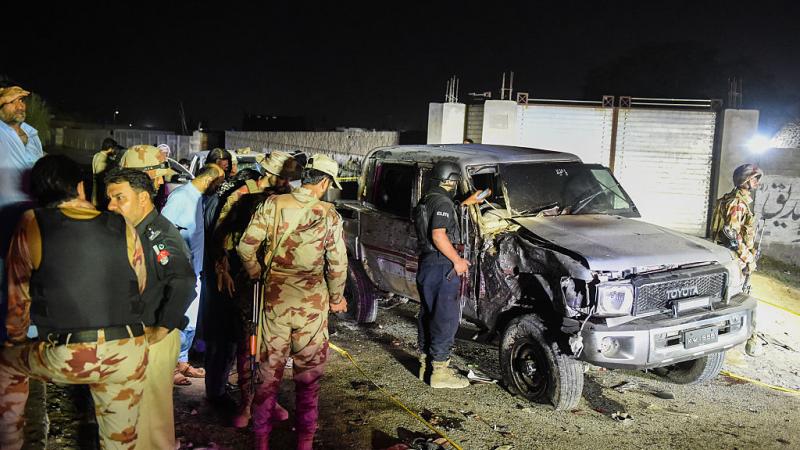 باكستان… 25 قتيلًا بينهم 14 بهجوم انتحاري على تجمع سياسي في بلوشستان