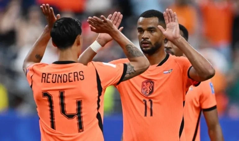 هولندا تكتسح السويد وتحقق رقماً تاريخياً في كأس العالم