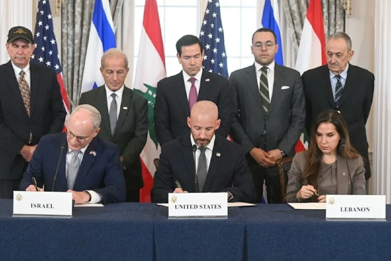 وسط استمرار عدوان الاحتلال.. واشنطن تعلن توقيع “اتفاق إطار” بين لبنان و”إسرائيل”
