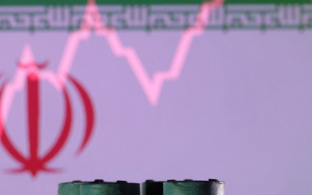 “رويترز” عن مصادر: إيران تدرس بيع نفط لليابان