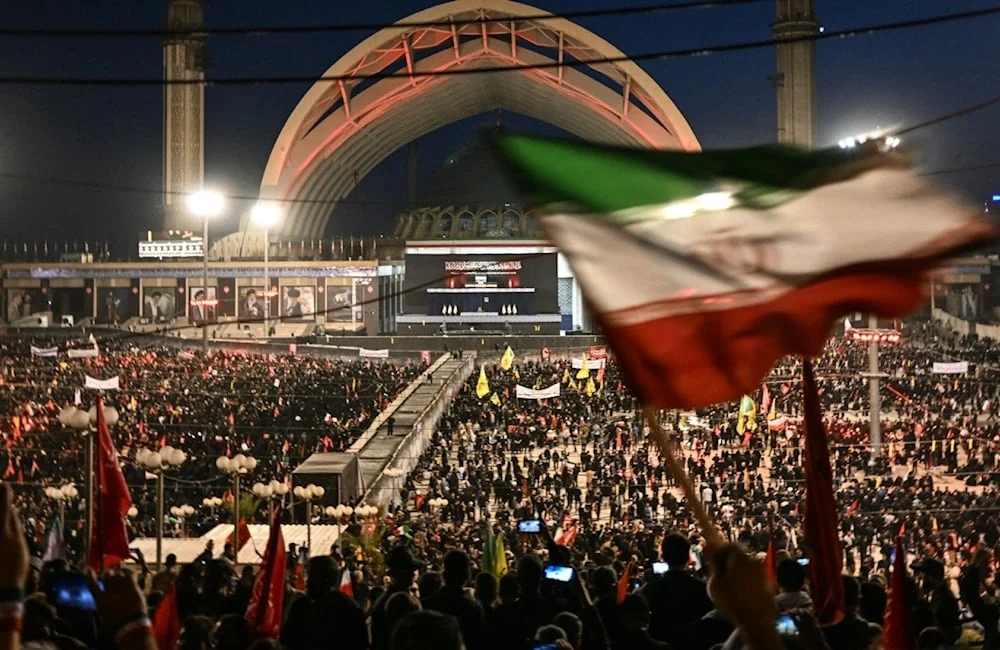 انتهاء مراسم وداع القائد الأممي الشهيد السيد علي خامنئي في طهران