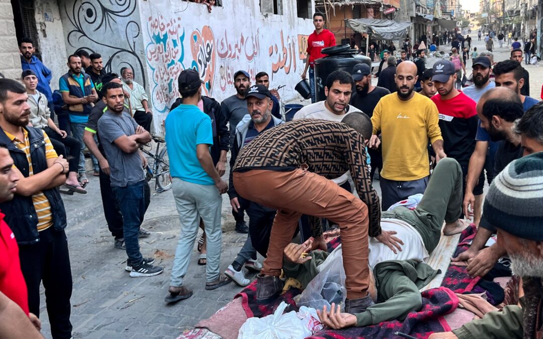 شهداء وجرحى في اعتداءات إسرائيلية على غزة.. ومجزرة بالمشيّعين في مخيم النصيرات