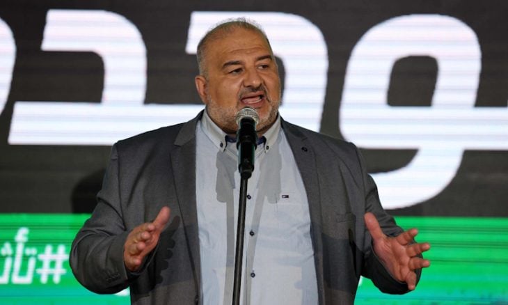 سجال بين الأحزاب العربية في “إسرائيل” حول عدم إحياء “المشتركة”