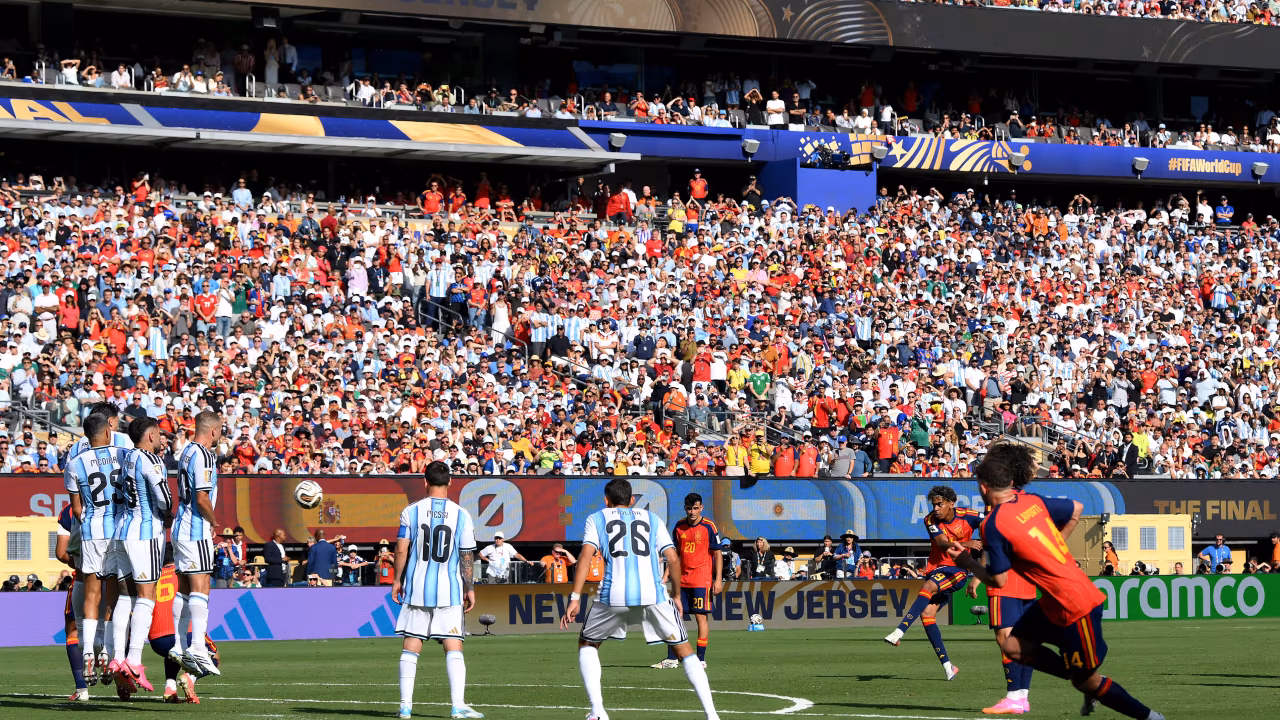 “فيفا” يعلن عن أبرز 11 لاعبًا في كأس العالم.. تعرّف إليهم