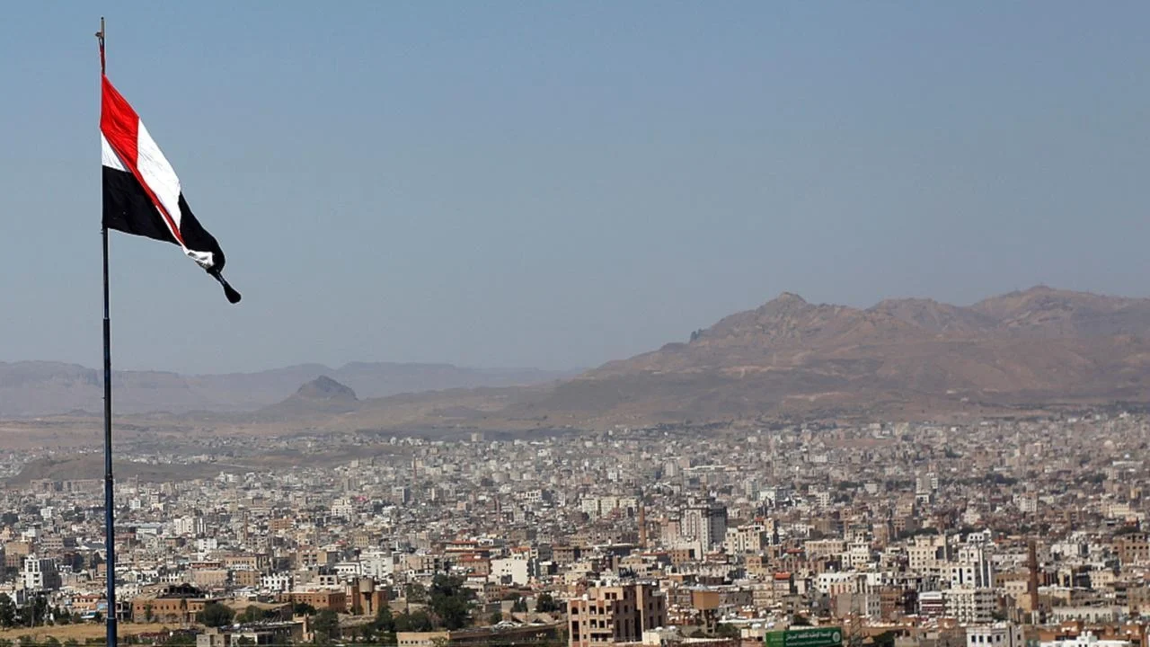المجلس السياسي الأعلى في اليمن يتوعد السعودية: المطارات بالمطارات والحصار بالحصار
