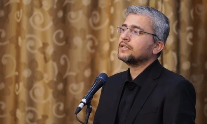 رضائي: إيران سيطرت على مضيق هرمز بالقوة وستحافظ عليه بالقوة