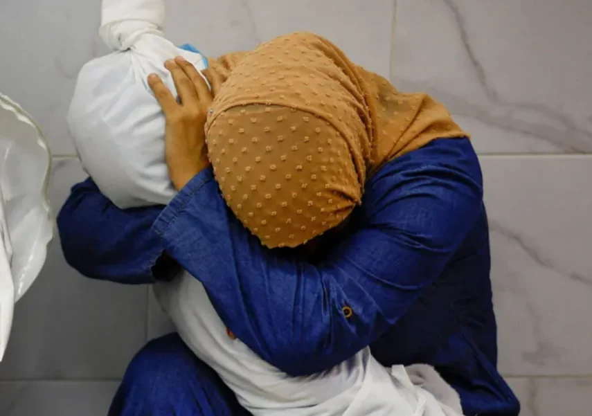 طفلة شهيدة وحيدةُ أمّها.. وشهداء ومصابون في اعتداءات الاحتلال على قطاع غزة