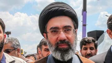ظهور جديد للمرشد الإيراني مجتبى خامنئي في مقطع فيديو.. ماذا يكشف؟